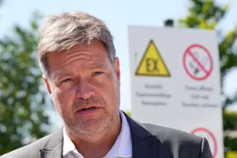  „Wir sind in einer ernsten Situation“, sagt Wirtschaftsminister Habeck. 