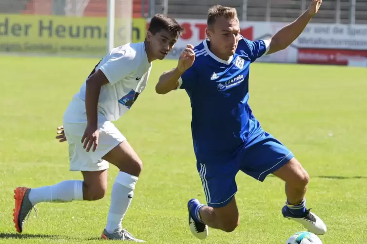 Ex-Drittliga-Profi Daniel Bohl, nach Kurzurlaub am Freitag nicht im Oberligateam eingesetzt, spielte erstmals in der zweiten Man
