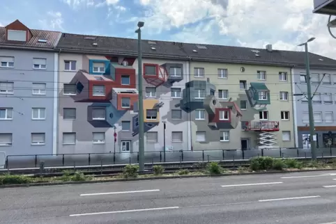 Das Mural der Spanierin Cinta Vidal ist in der Saarlandstraße zu finden.