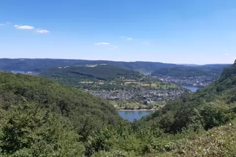 Optische Täuschung: Vom Vierseenblick sehen Wanderer nur einzelne Abschnitte des Rheins. 