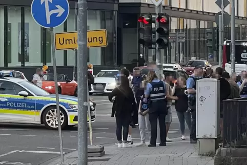 Eine größere Schlägerei an der Burgstraße/Maxstraße rief am Dienstagabend die Polizei auf den Plan.