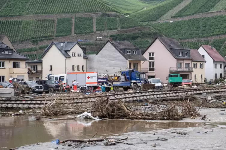 Die Flutkatastrophe hat im Winzerort Dernau etwa 90 Prozent der Bebauung komplett zerstört oder stark beschädigt.