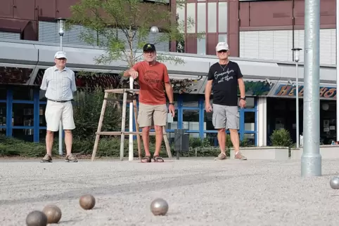 Edelbert Schweitzer, Achim Mehl und Werner Sebald gehen ihrem großen Hobby nach. 