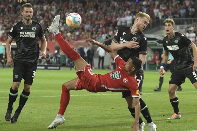 Traumvorlage vor dem 2:1-Siegtreffer gegen Hannover: FCK-Offensivspieler Kenny Prince Redondo.