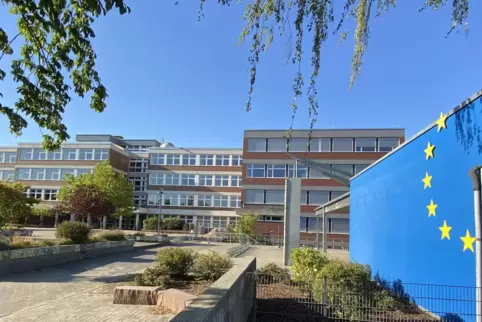 Der sanierte K-Bau des Europa-Gymnasiums soll nach den Herbstferien in Betrieb gehen – voraussichtlich. 