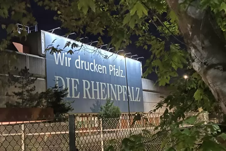 Das Druckzentrum ist bereits von der Autobahn leicht zu erkennen. 