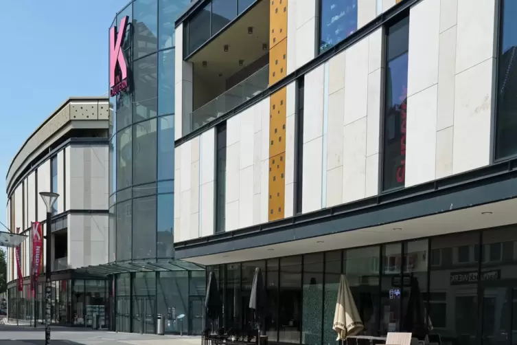 Wo der Brunnen fr&uuml;her stand, ist heute das &bdquo;K in Lautern&ldquo;. 