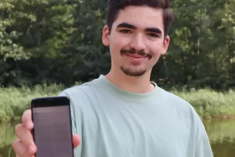 Für Bashar Alheraky ist WhatsApp die wichtigste App. 