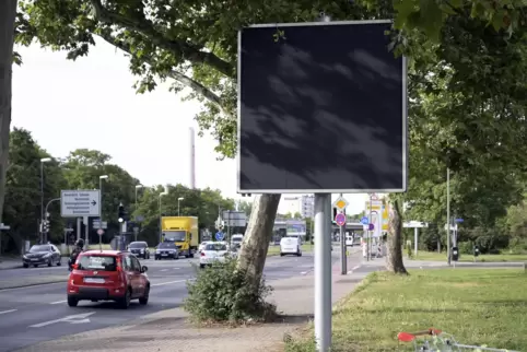 Die Monitore zeigen erst etwas an, wenn der Verkehrsrechner eingreift. 
