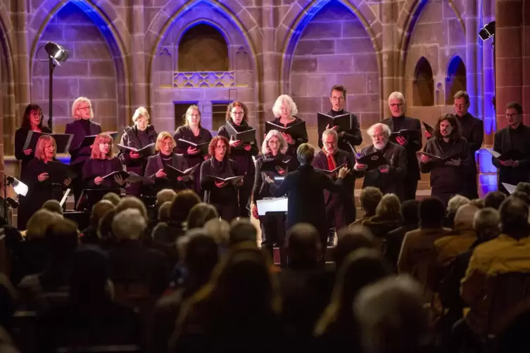 Kirchenkonzerte ziehen viel Publikum in die Gotteshäuser. Diese Aufnahme zeigt einen Auftritt des Kammerchors der Lauterer Stift