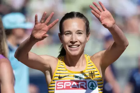 Läuft und läuft und grüßt nach ihrem Einzug ins Finale: Hanna Klein. 