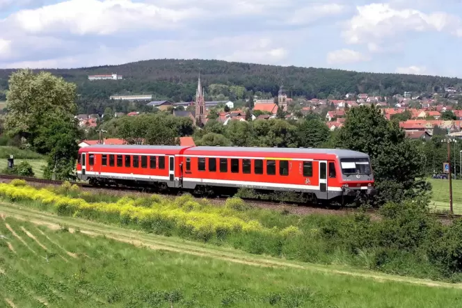 Die Strecke von Grünstadt nach Eisenberg wurde als bundesweit erste im Mai 1994 reaktiviert. Der Erfolg führte dazu, dass innerh