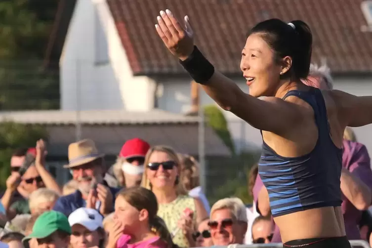  Die Chinesin Xu Huiqin 2019 nach ihrem persönlichen Rekord in Jockgrim. 