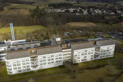 Der Standort des Westpfalz-Klinikums lockt Ärzte in die Region.