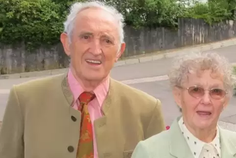  Heinz und Irmgard Conrad sin dseit 65 Jahren verheiratet. 