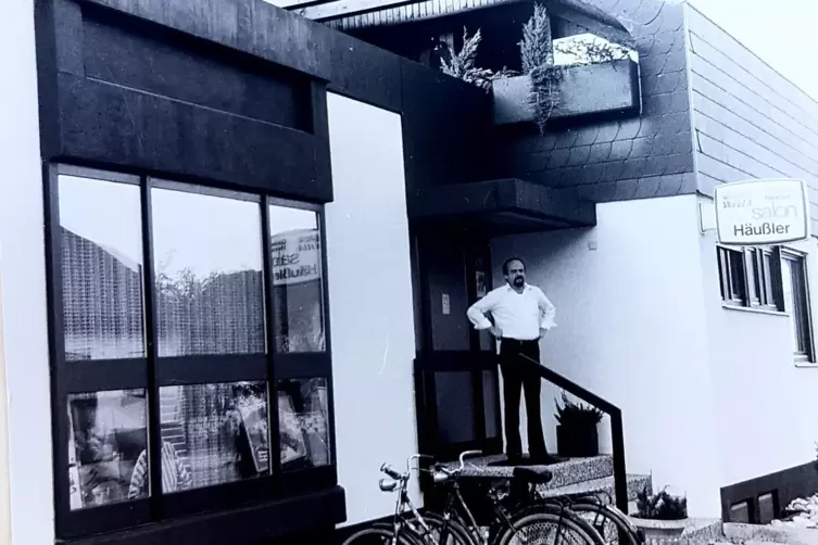 Ende der 70er-Jahre neu gebaut: H&auml;u&szlig;lers Wohnhaus mit Friseursalon. 