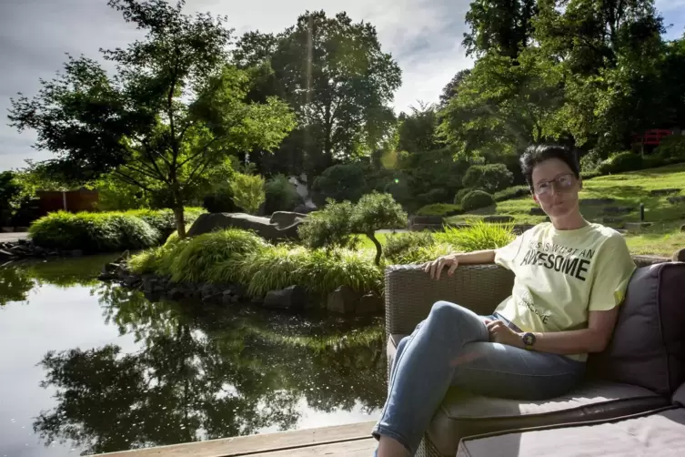 Entspannt gern im Japanischen Garten: Alexandra Schustek.