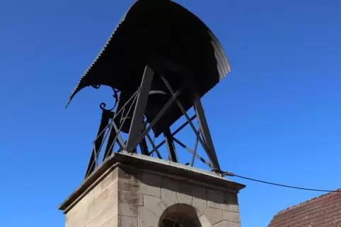 Vor 120 Jahren wurde der Glockenturm von Schweisweiler eingeweiht. Er läutet zu den Gottesdiensten der protestantischen Kircheng