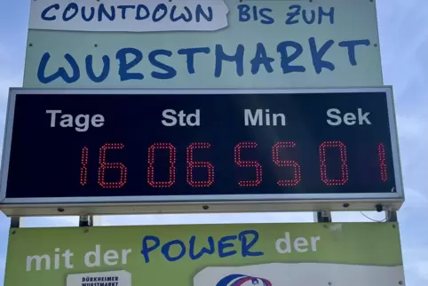 Freude am Wurstmarkt-Platz: Der Countdown funktioniert wieder. 