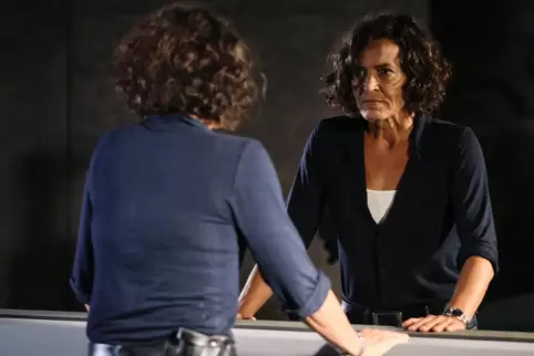 Ein Fall, der an die Nieren geht: Ulrike Folkerts in „Tatort: Das Verhör“, zu sehen am 4. September im Ersten. Am selben Abend h