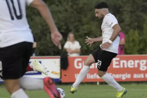Der von Arminia Ludwigshafen zurückgekehrte Salvatore Saito soll das lahmende Angriffsspiel des ASV beleben. 
