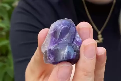 Ein Amethyst aus dem Edelsteincamp. 