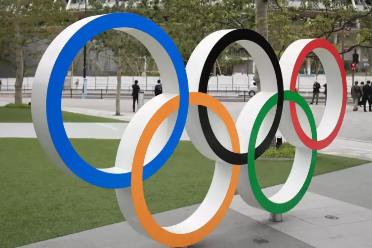 Symbol der Olympischen Spiele: die fünf bunten Ringe.
