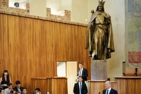 Kanzler Scholz bei seiner Rede zur europapolitischen Standortbestimmung. 
