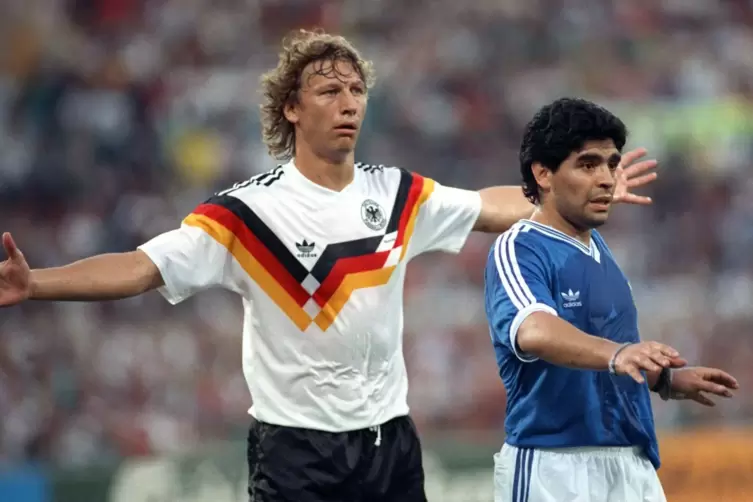 Er stand mit Legenden wie Diego Maradona auf dem Rasen: Weltmeister Guido Buchwald. Am Donnerstag läuft er unter anderem mit FCK