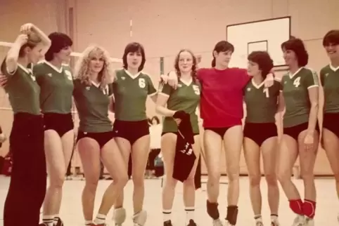 Das Zweitliga-Team der VBC-Damen von 1982. 