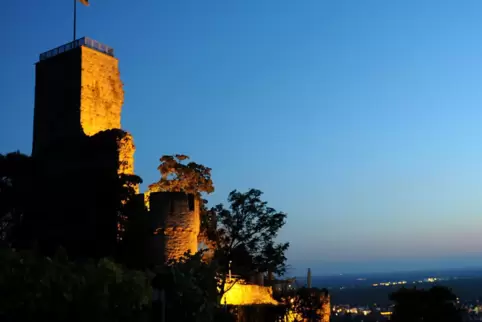 So schön wird die Wachtenburg nun erst einmal nicht mehr beleuchtet. 