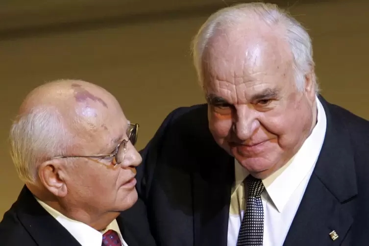 Staatsmänner und Freunde: Helmut Kohl und Michail Gorbatschow. 