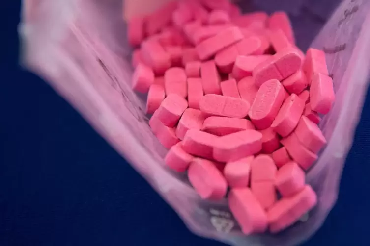 Die Polizei fand bei dem Angeklagten 275 Ecstasy-Tabletten. 