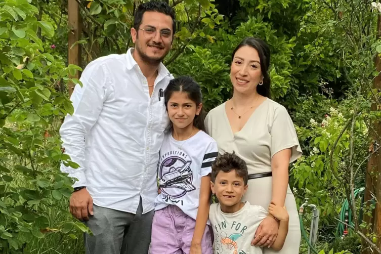  Familie Belal (v.li. Suliman, Jana und Naima mit Sohn Adam) ist mittlerweile eingebürgert. 