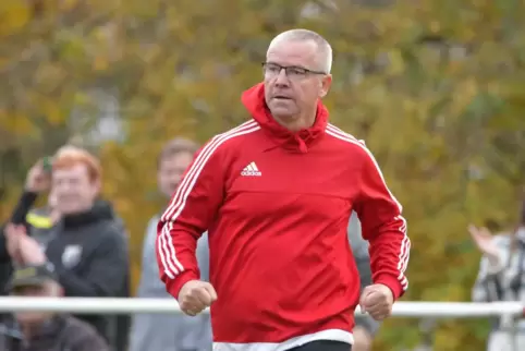 Im Kerwespiel zählt nur ein Sieg: SG-Trainer Alex Raab.