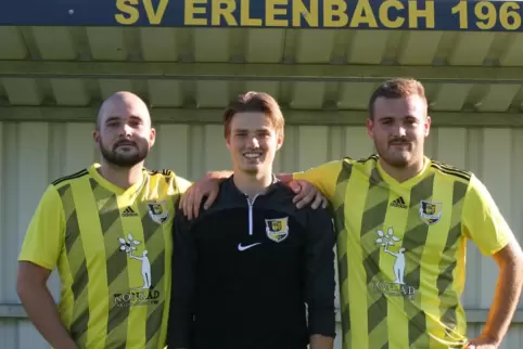 Gleiches Alter, gleiche Interessen: die Erlenbacher (von links) Tim Burrer, Valentin Streb, Nicolas Patschke. 