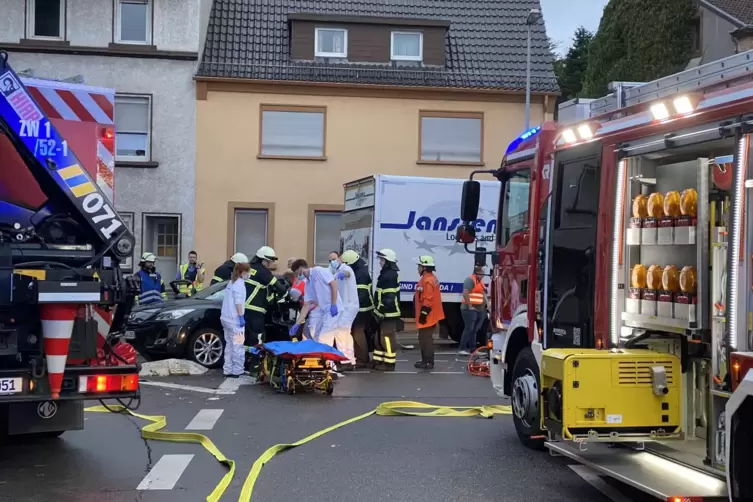 Unfall an der Kreuzung Saarland-/Hofenfelsstraße