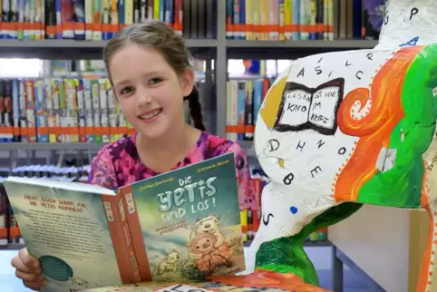 Liv Renkwitz aus Waldsee empfiehlt das Buch „Die Yetis sind los – Verflixt und zugeschneit“ .
