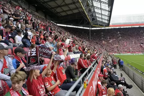 Das Stadion war voll zum FCK-Spiel gegen Darmstadt.