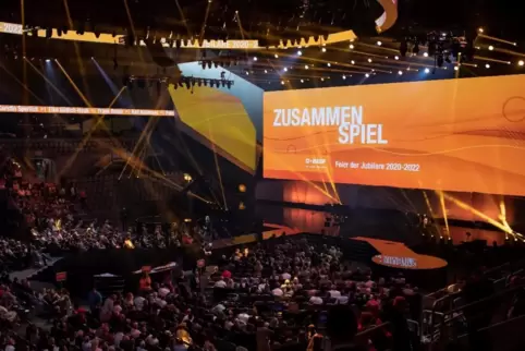 Blick in die Arena. 