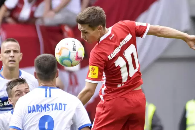 Im Aufwind: Philipp Klement (rechts) bot gegen Darmstadt 98 seine bisher beste Leistung im FCK-Trikot. Im Aufwind: Philipp Klement (rechts) bot gegen Darmstadt 98 seine bisher beste Leistung im FCK-Trikot.