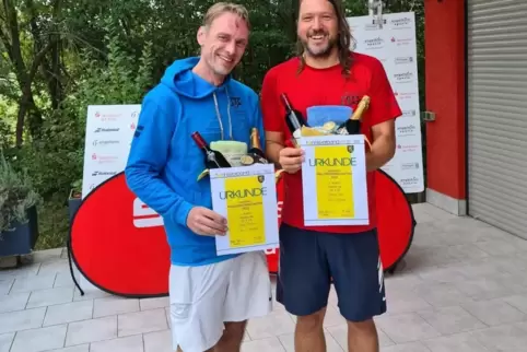Torben Karstens (links) und Thomas Geib sorgten für ein reines Grünstadter Finale – mit dem besseren Ende für Karstens. 