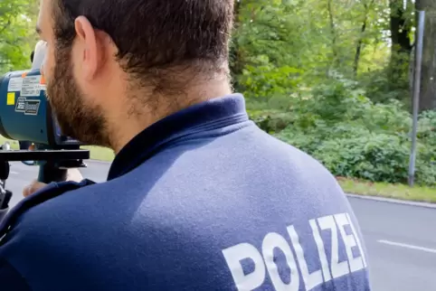 Die Polizei bittet Zeugen, bei den Ermittlungen mitzuhelfen.
