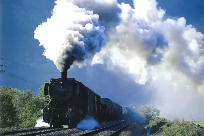 Bis zur Elektrifizierung lief der Güterverkehr auf der Neckartalstrecke fast ausschließlich mit Dampf. Dokumentiert hat ihn mit