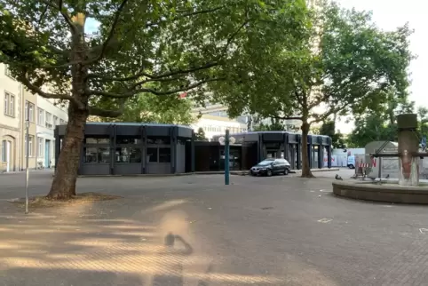 Pavillons auf dem Friedrich-Wilhelm-Wagner-Platz.