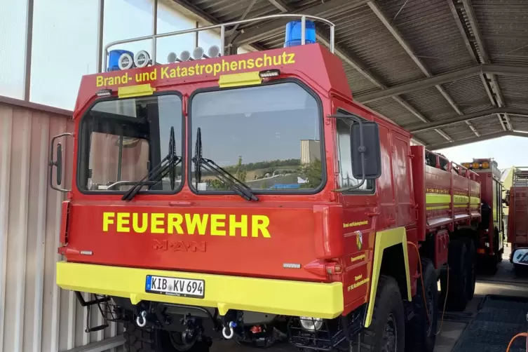 Stößt in der Feuerwehr-Fachwelt auf reges Interesse: KAT 1, das Mehrzweck-Fahrzeug des Donnersbergkreises. Der Zehntonner und de
