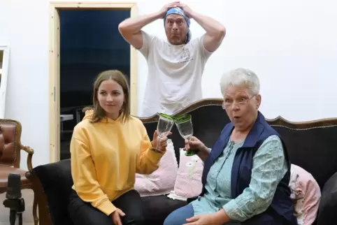 Bei den Proben: die Schauspieler Alina Knittel, Daniel Haslberger und Henny Schnaubelt.