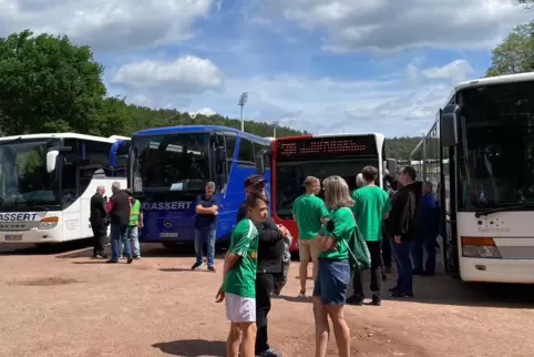 Der FC Homburg bietet Bustransfers zu seinen Auswärtsspielen an.