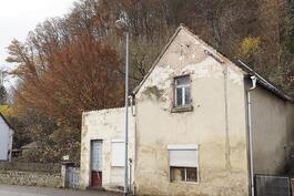Das ehemalige Anwesen Becker in Wörschweiler stand seit Jahren leer und verfiel.