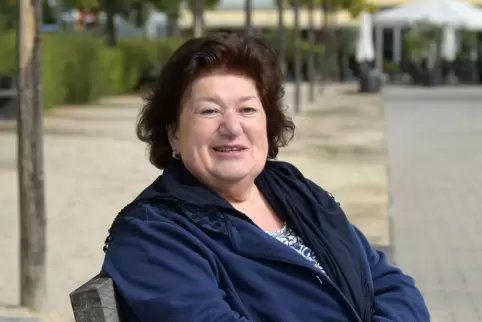 Gemütlich auf dem Berliner Platz: Gabriele Tabor. 